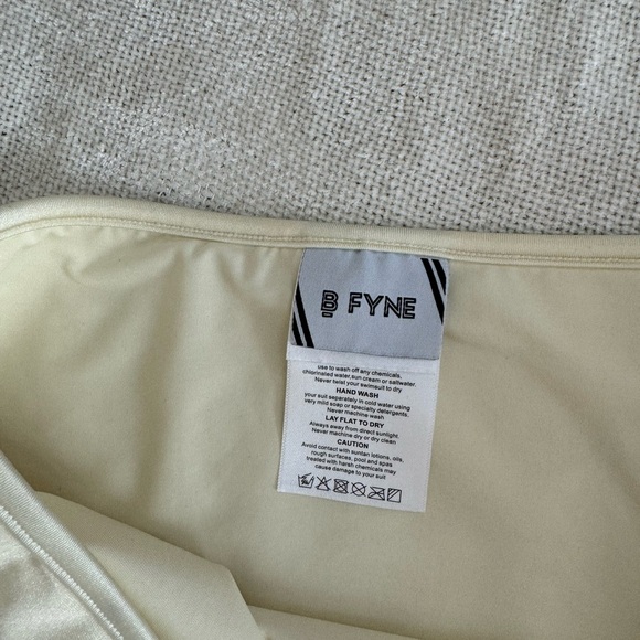B Fyne High Waisted Bikini Bottom Cloud Cream Large - Picture 3 of 6